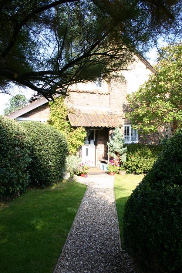 Tudor Cottage Bossington Ngoại thất bức ảnh